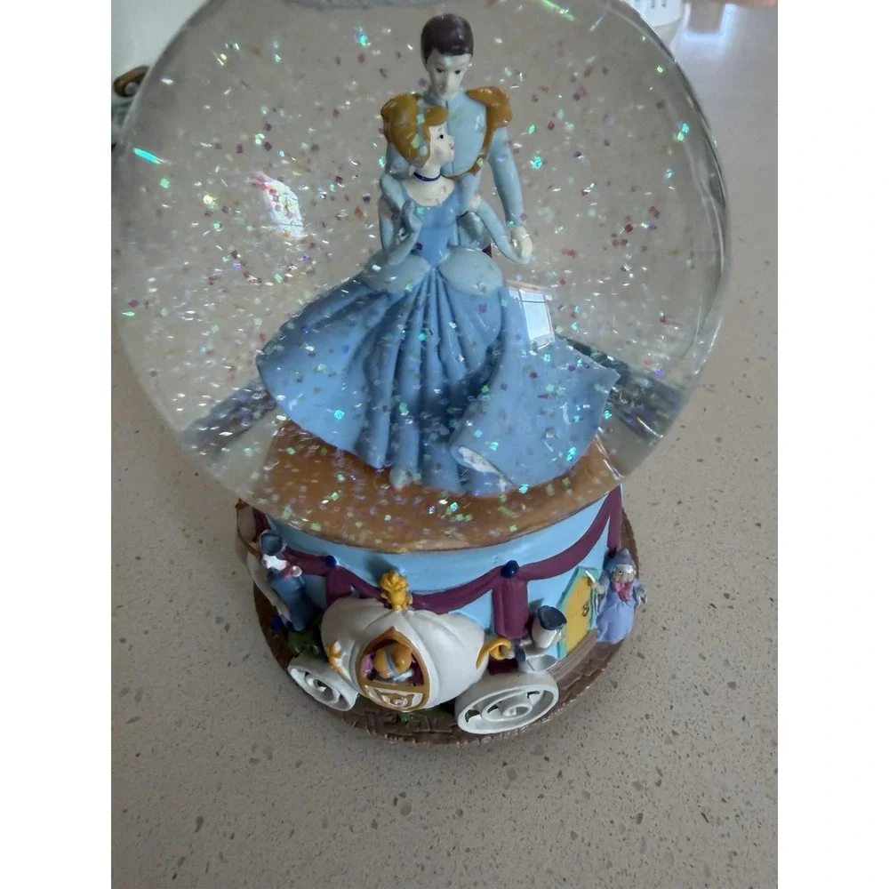 Disney Cinderella Prince Charming Musical Snow Globe Enesco I Love You Truly
